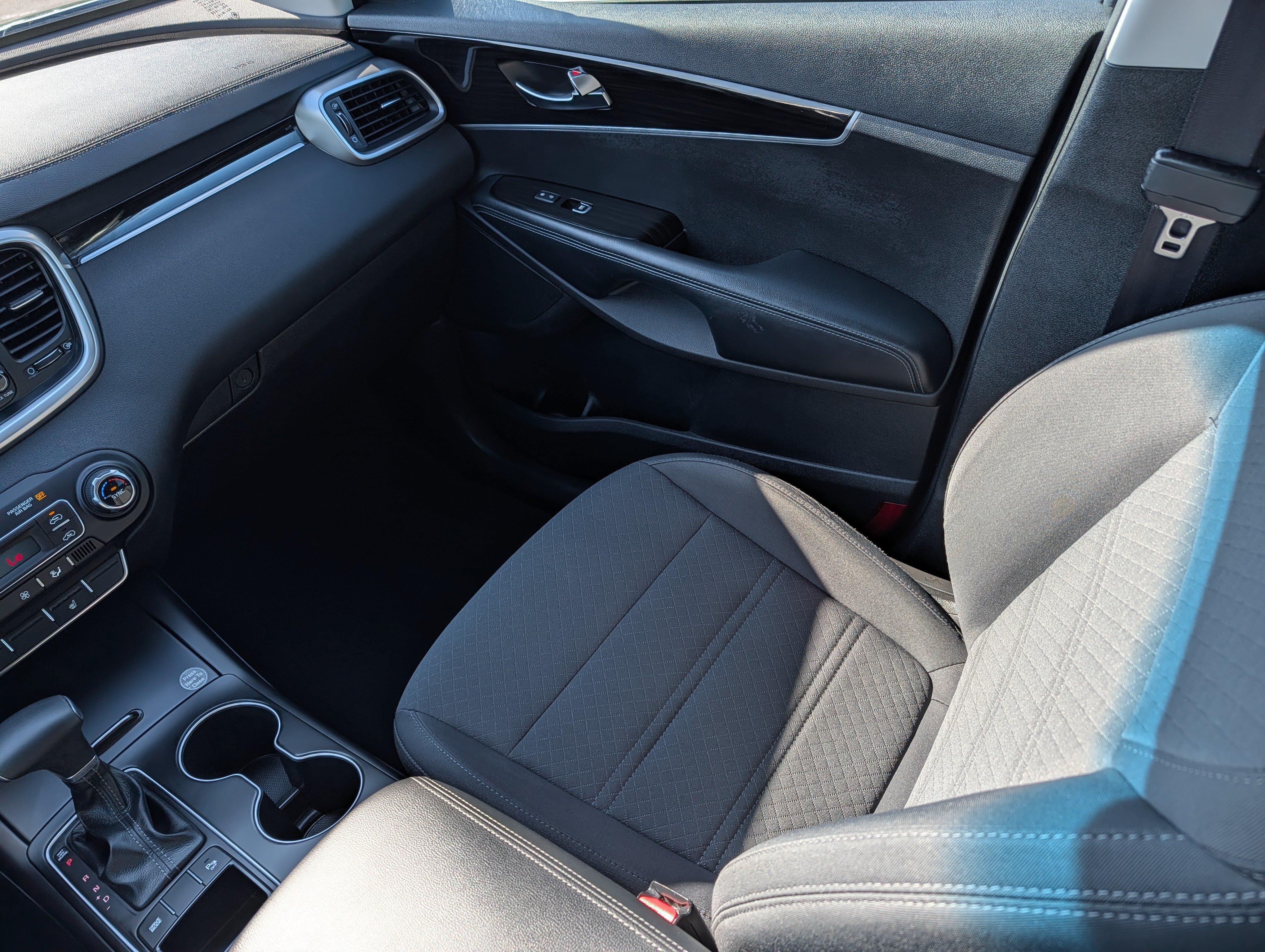 Used 2019 Kia Sorento FWD w/ LX Convenience Package image 11
