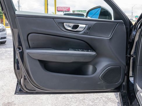 Used 2024 Volvo S60 B5 Core FWD image 10