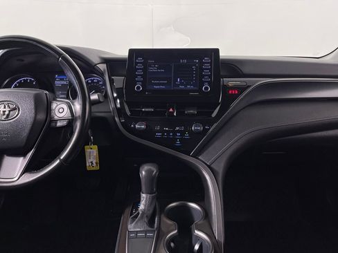 Certified 2022 Toyota Camry SE image 14