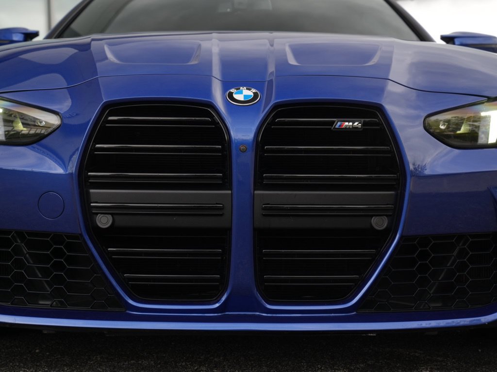 Used 2025 BMW M4 Coupe w/ Executive Package RWD image 35