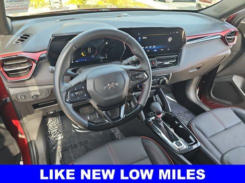 Used 2025 Chevrolet TrailBlazer RS w/ Driver Confidence Package image 15
