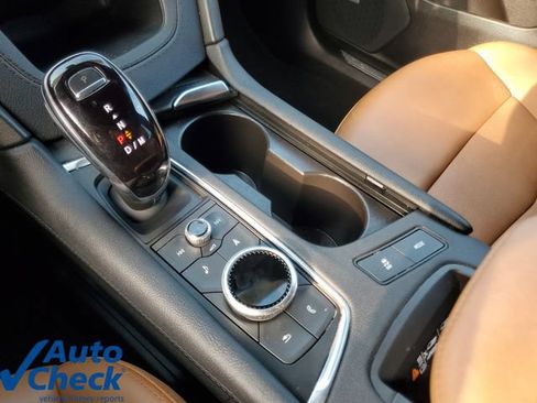 Certified 2024 Cadillac XT5 Premium Luxury w/ Technology Package FWD image 27