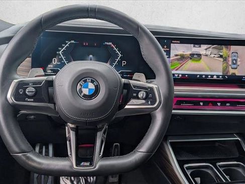 Used 2023 BMW 740i image 28