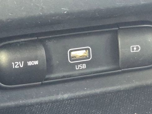 Used 2023 Kia Seltos S w/ Navigation Package image 5