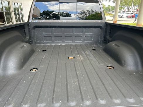 Used 2025 RAM 3500 Laramie AWD/4WD image 39
