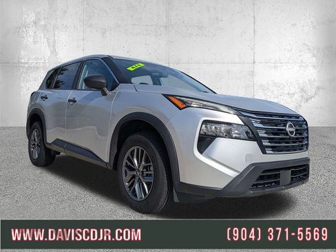 Used 2024 Nissan Rogue S AWD/4WD image 1