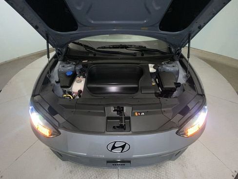 Used 2023 Hyundai Ioniq 6 Limited image 26