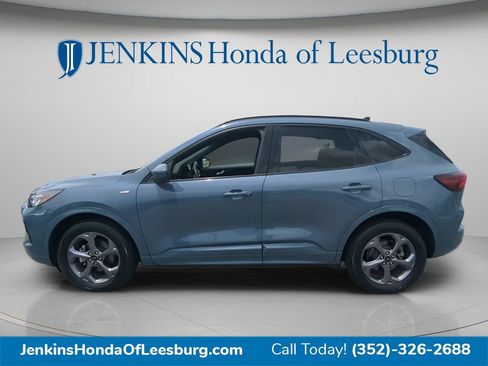 Used 2023 Ford Escape ST-Line Select w/ Tech Pack #2 AWD/4WD image 5