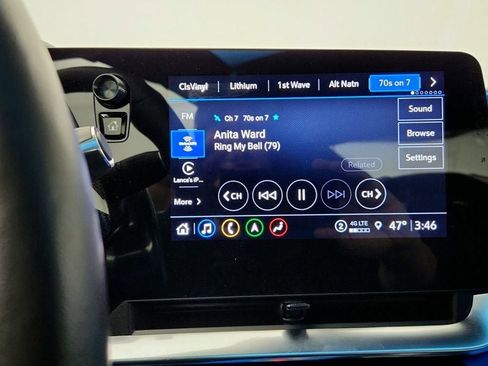 Used 2021 Chevrolet Corvette Stingray Premium Cpe w/ Z51 Performance Package image 22