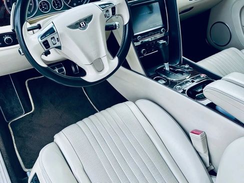 Used 2016 Bentley Continental GT image 12