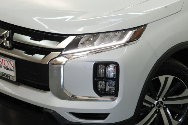 New 2027 Mitsubishi Outlander Sport SE AWD/4WD image 2