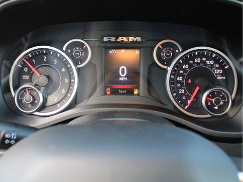 New 2026 RAM 1500 Express AWD/4WD image 14