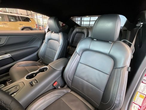 Used 2025 Ford Mustang GT Premium image 16