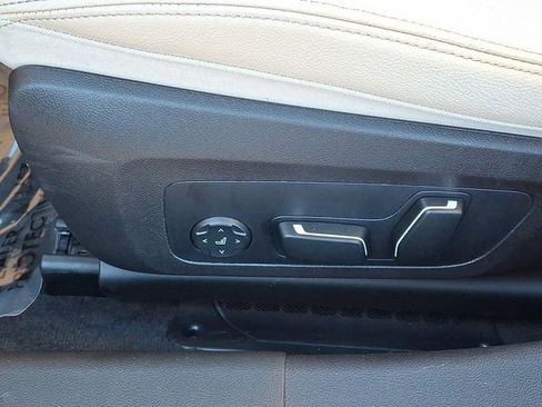 Certified 2025 BMW 330i xDrive Sedan w/ M Sport Package image 15