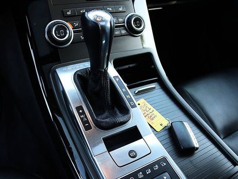 Used 2013 Land Rover Range Rover Sport HSE AWD/4WD image 14