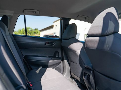 Certified 2025 Toyota Corolla Cross LE FWD image 21