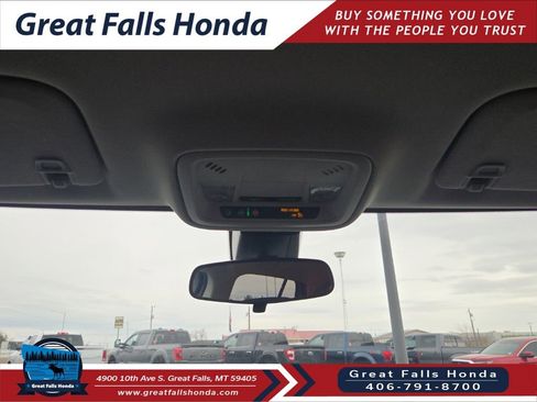 Used 2020 Chevrolet Traverse LS image 22