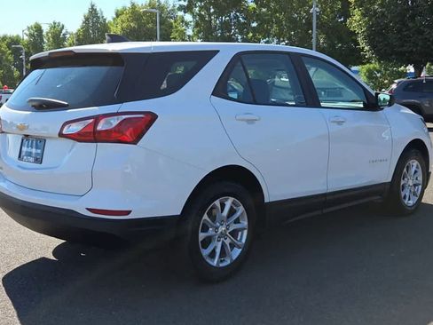 Used 2020 Chevrolet Equinox LS FWD image 8
