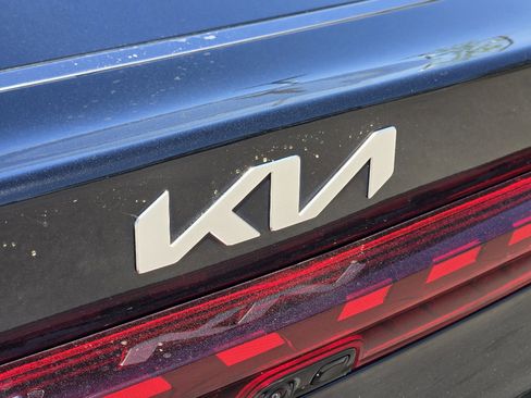 Used 2023 Kia K5 LXS image 16