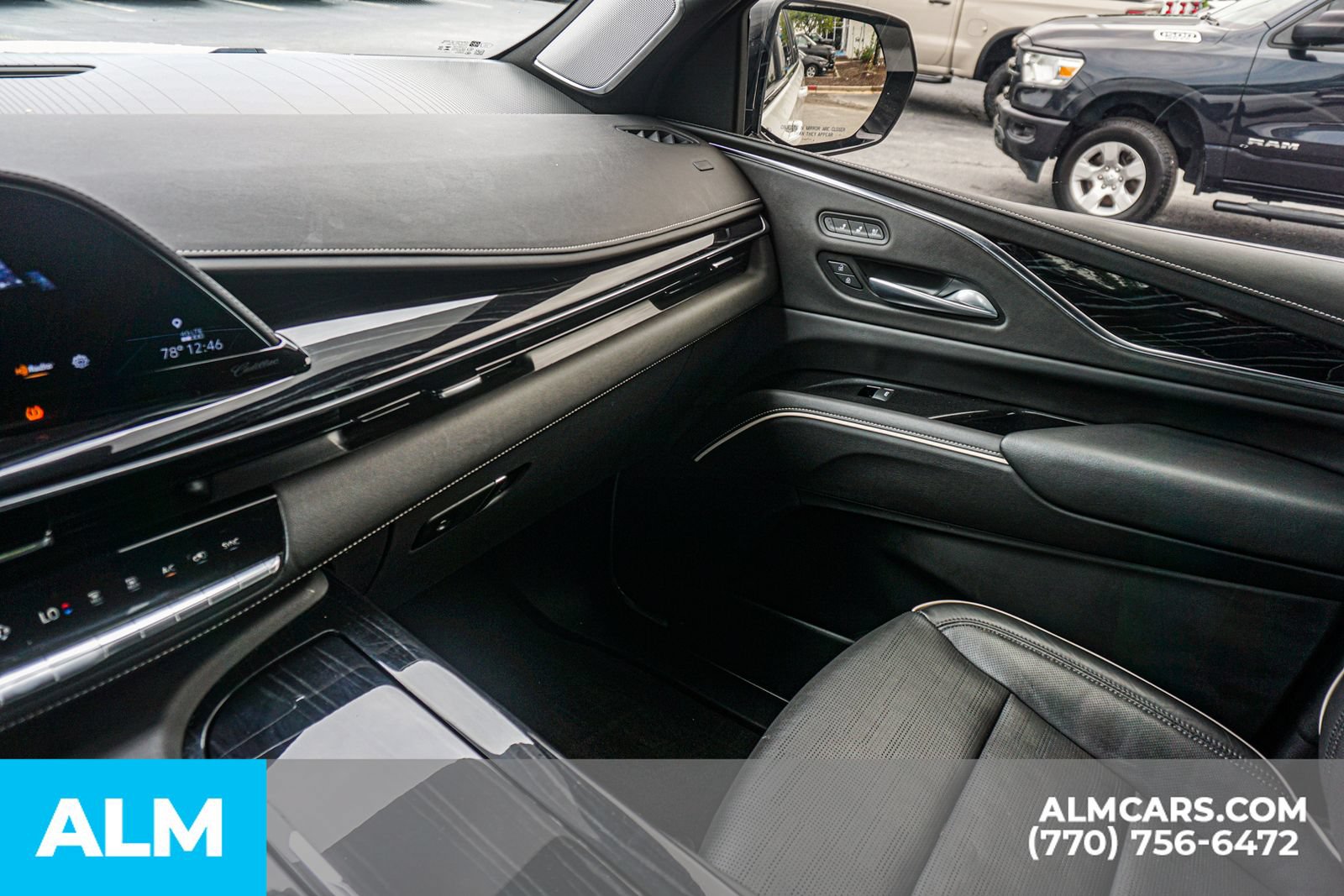 Used 2023 Cadillac Escalade ESV Sport w/ LPO, ONYX Package AWD/4WD image 46