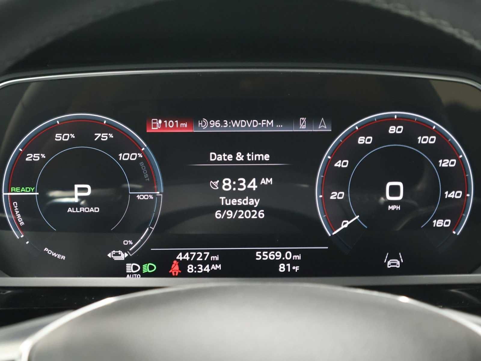 Used 2023 Audi e-tron Premium Plus w/ Premium Plus Package AWD/4WD image 22