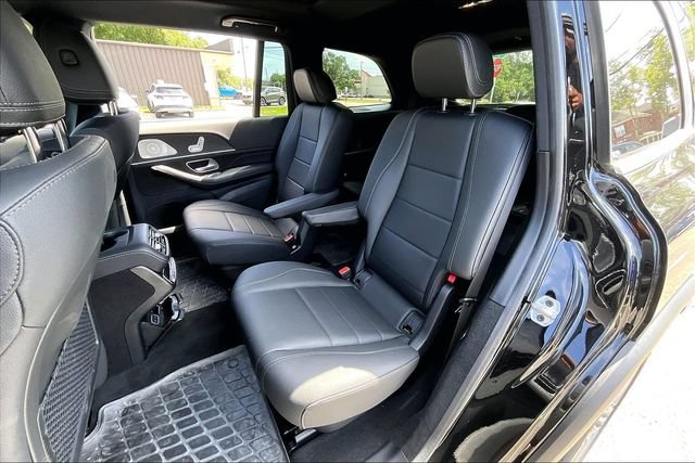 Used 2025 Mercedes-Benz GLS 450 4MATIC image 23