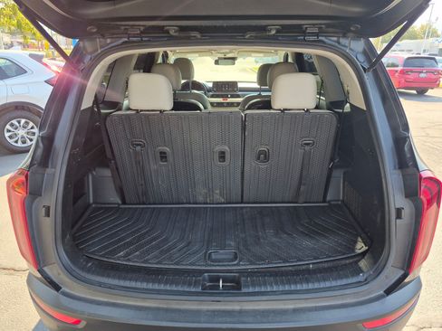 Used 2020 Kia Telluride S AWD/4WD image 29