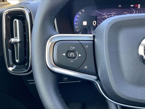 New 2026 Volvo XC40 B5 Core w/ Climate Package image 17