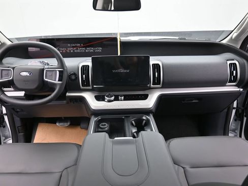 New 2026 Ford Expedition Active RWD image 14