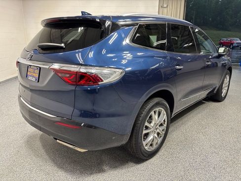 Used 2023 Buick Enclave Essence w/ Experience Buick Package AWD/4WD image 7