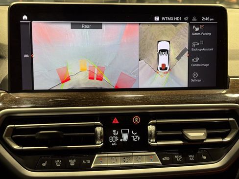 Certified 2023 BMW X4 xDrive30i w/ Premium Package image 9