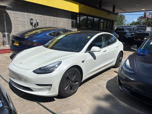Used 2020 Tesla Model 3 Long Range AWD/4WD image 2