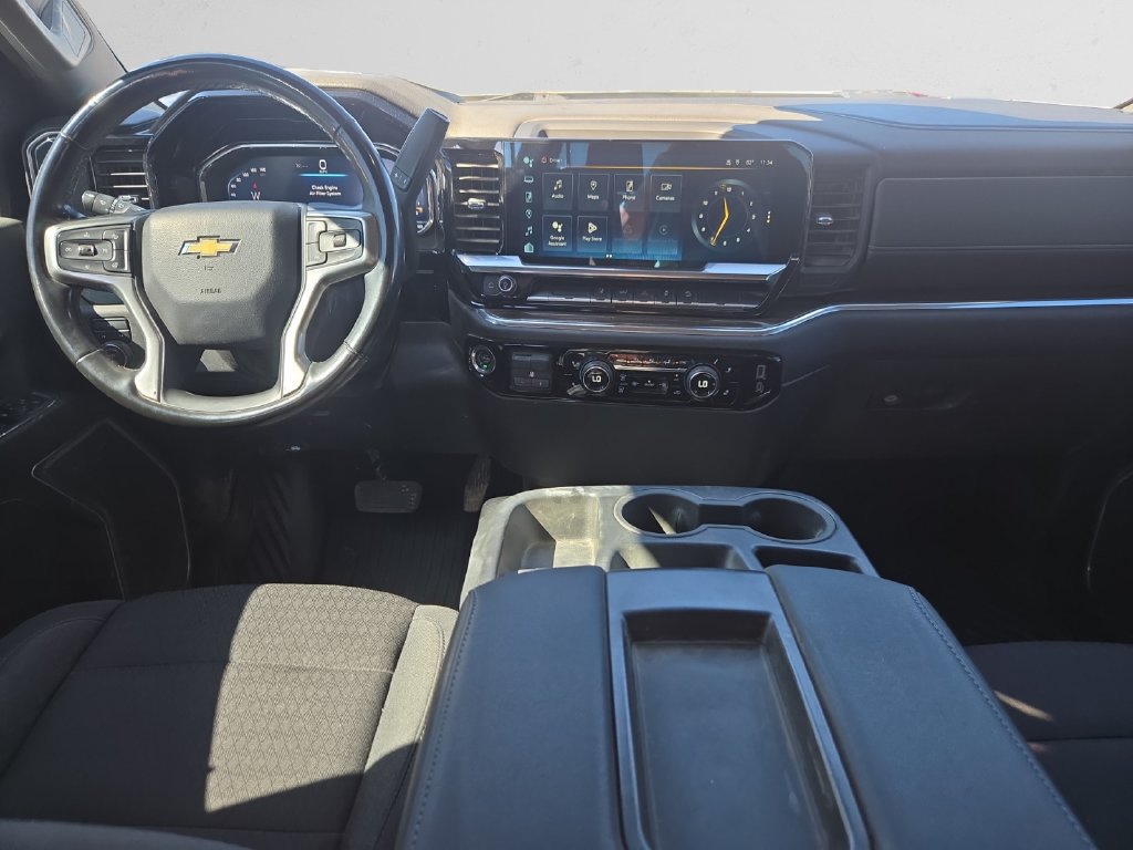 Used 2024 Chevrolet Silverado 2500 LT AWD/4WD image 11