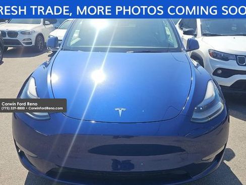 Used 2024 Tesla Model Y Long Range AWD/4WD image 2