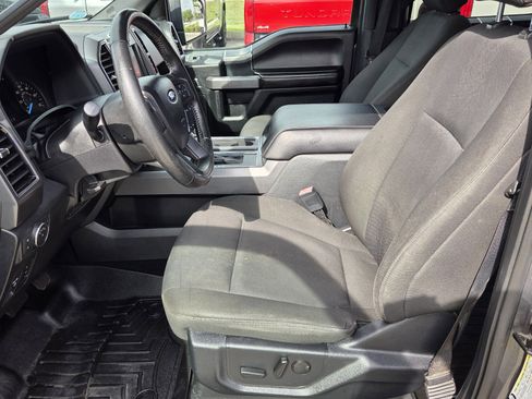 Used 2019 Ford F150 XLT w/ Equipment Group 302A Luxury AWD/4WD image 4