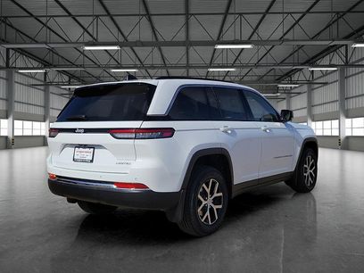 New 2025 Jeep Grand Cherokee Limited w/ Luxury Tech Group II