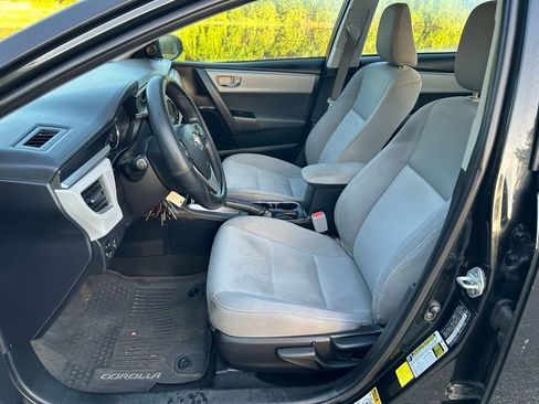 Used 2016 Toyota Corolla LE FWD image 14