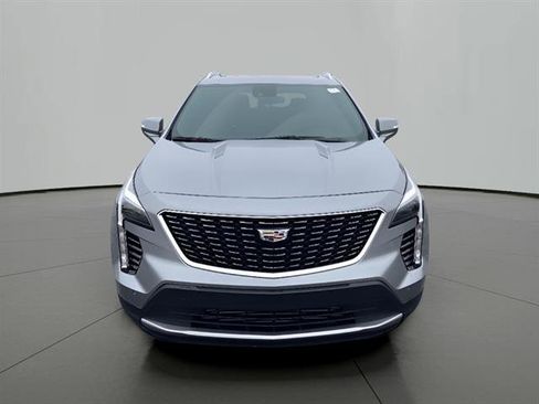 Certified 2023 Cadillac XT4 Premium Luxury image 8