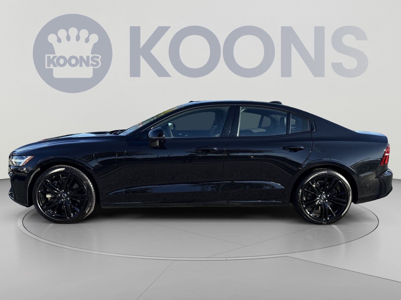 Used 2024 Volvo S60 T8 Plus AWD/4WD image 2