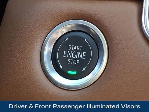 Used 2025 GMC Canyon AT4 image 31