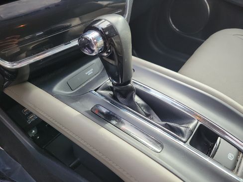 Certified 2022 Honda HR-V EX-L image 17