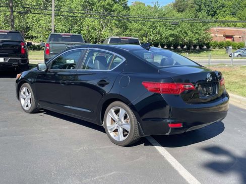 Used 2013 Acura ILX w/ Premium Package image 7
