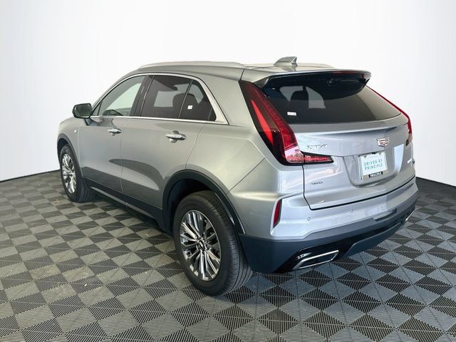 Used 2024 Cadillac XT4 Premium Luxury AWD/4WD image 6