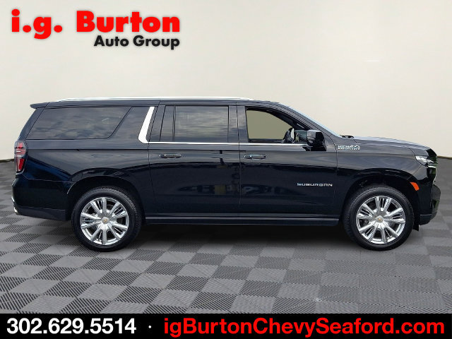 Used 2024 Chevrolet Suburban High Country AWD/4WD image 7