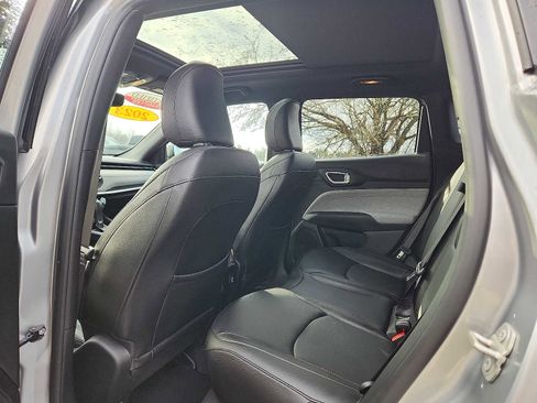 Certified 2023 Jeep Compass Latitude w/ Sun and Sound Group image 10