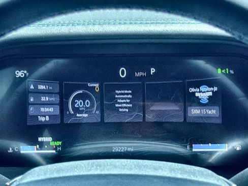 Used 2022 Jeep Grand Cherokee Trailhawk w/ Luxury Tech Group III AWD/4WD image 16