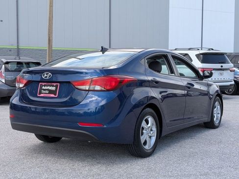 Used 2015 Hyundai Elantra SE FWD image 5