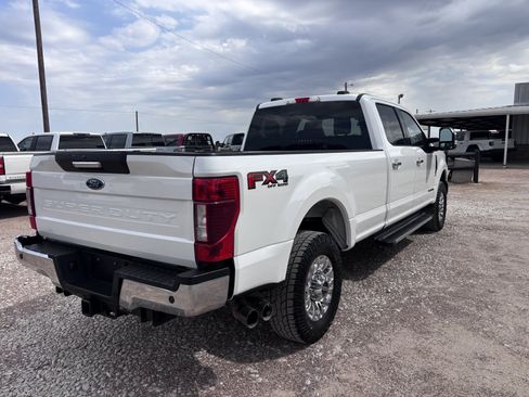 Used 2021 Ford F350 XLT w/ XLT Premium Package AWD/4WD image 6