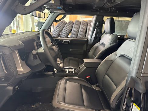 New 2026 Ford Bronco Outer Banks AWD/4WD image 18