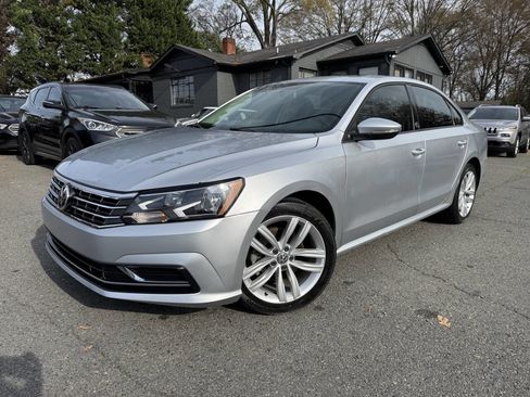 Used 2019 Volkswagen Passat 2.0T Wolfsburg image 1